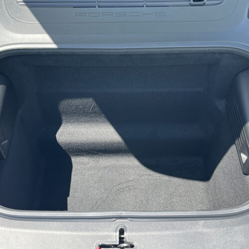 フロント トランクルーム