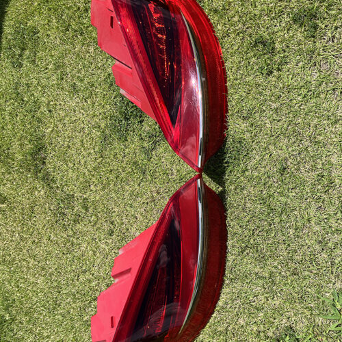 純正テールライト