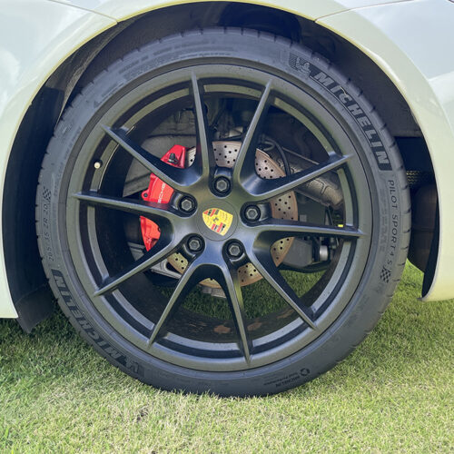 タイヤ、ホイール（左後）