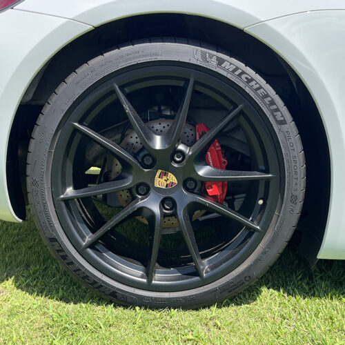 タイヤ、ホイール（右後）