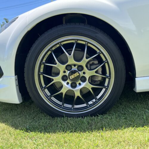 タイヤ、ホイール（左前）