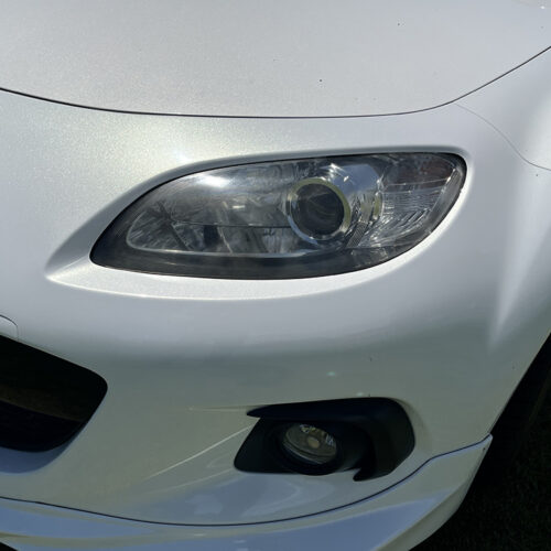 ヘッドライト左