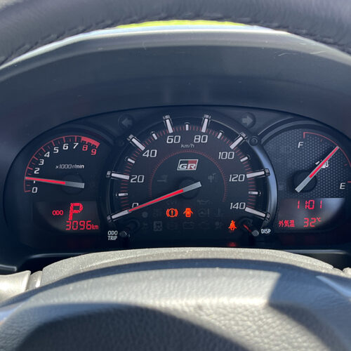 メーターパネル